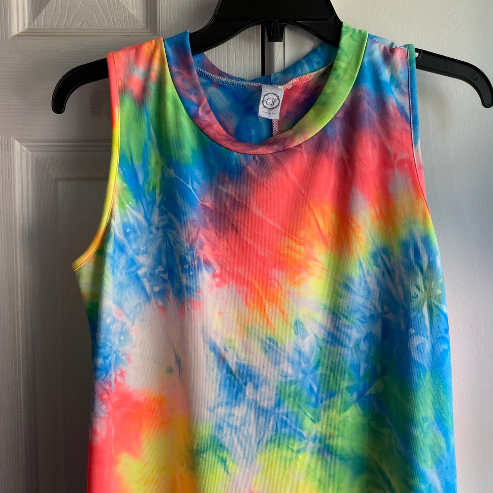 CY Fashion - Contemporary and Young fashion
